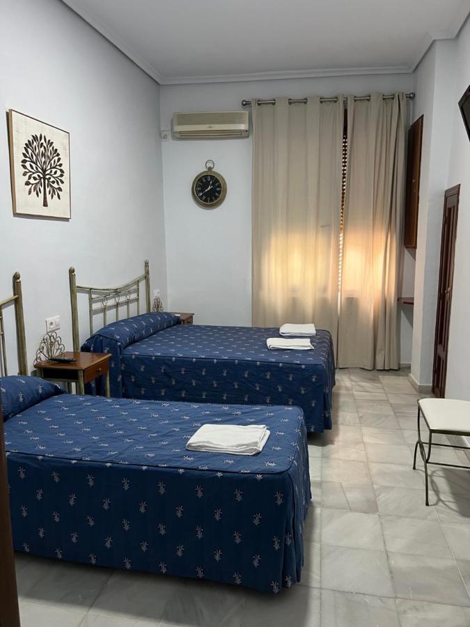 Hostal Almanzor Córdoba Buitenkant foto